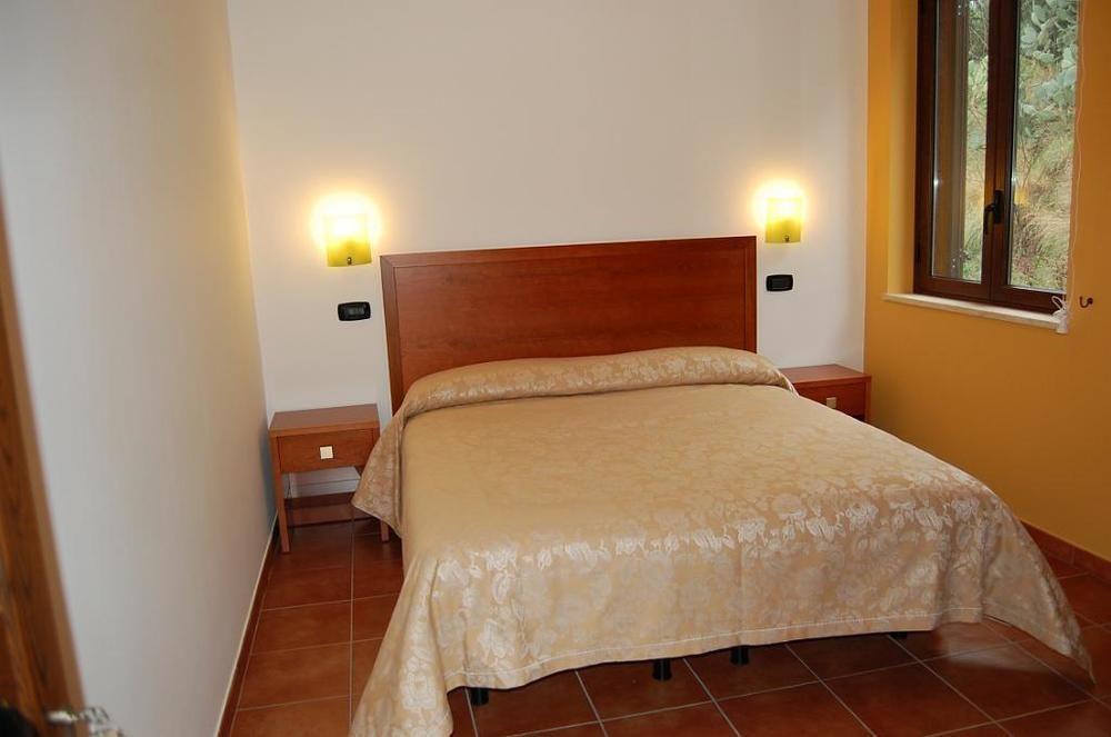 Agriturismo Parra Santa Lucia del Mela Zewnętrze zdjęcie
