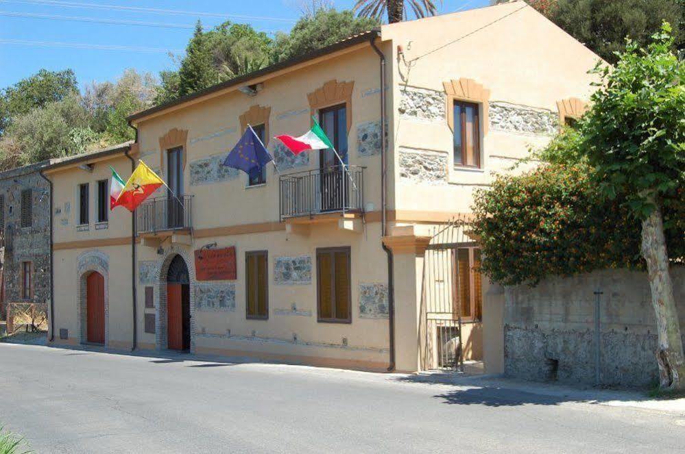 Agriturismo Parra Santa Lucia del Mela Zewnętrze zdjęcie