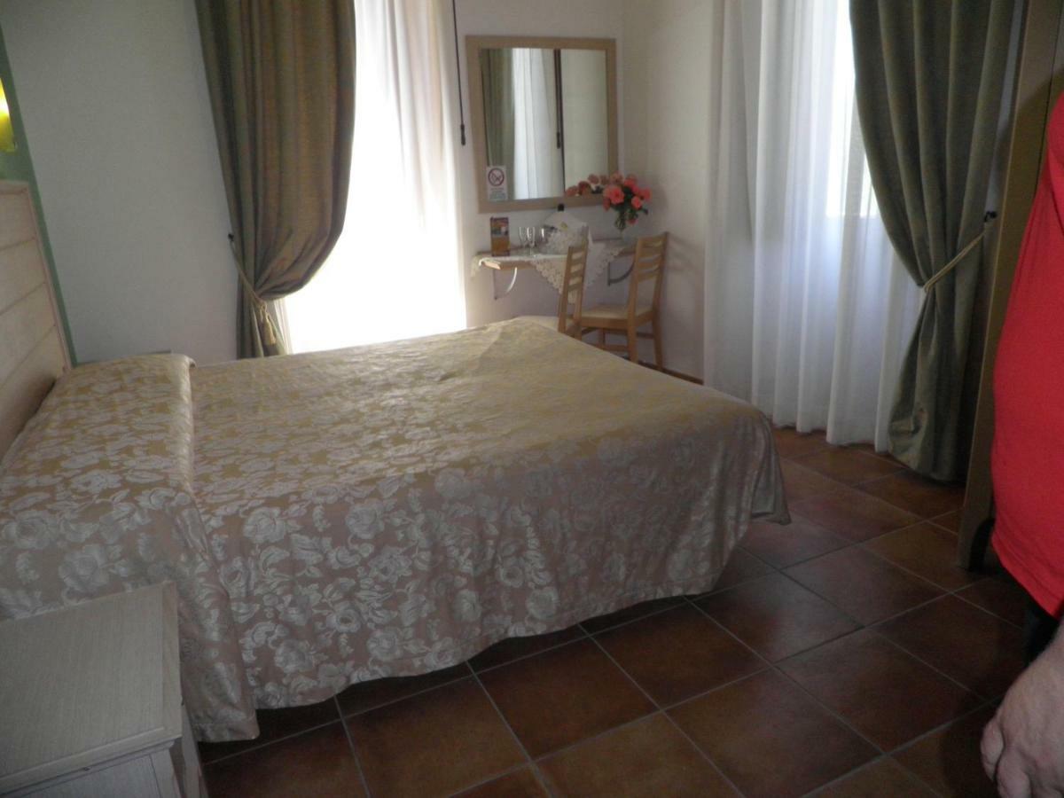 Agriturismo Parra Santa Lucia del Mela Zewnętrze zdjęcie